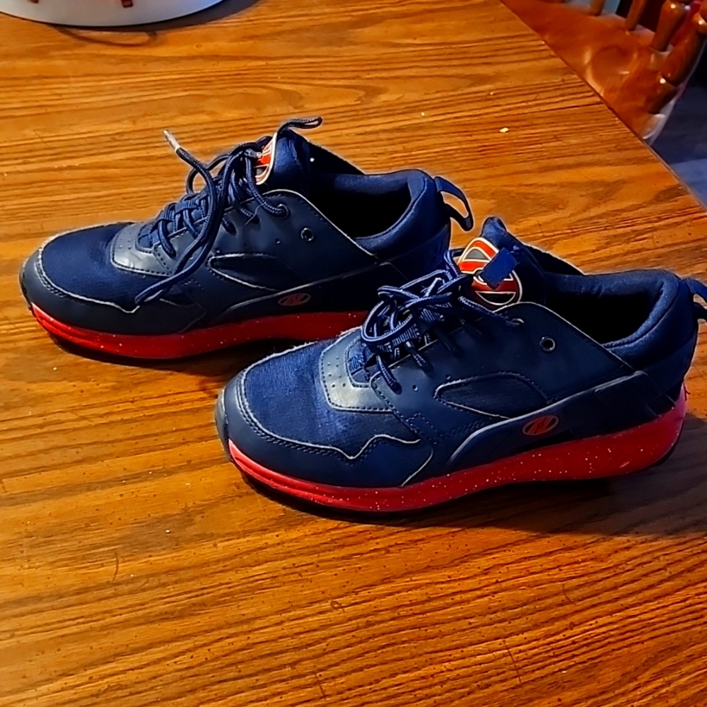 Heelys boys size 6 YTY